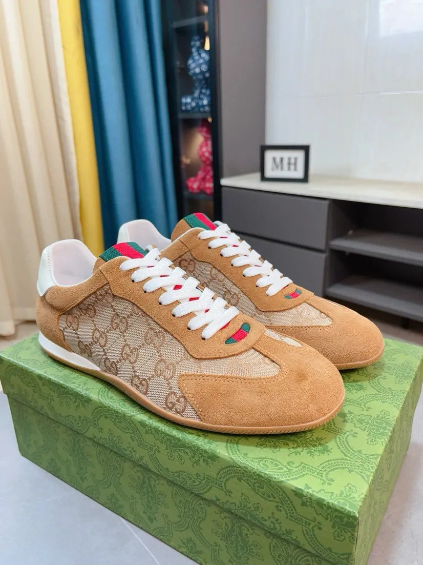 Men's shoes 💰458🌹🌹[GUCCI] Gucci's new lace-up casual men's shoes are on the market first, and the materials and workmanship are superior to all versions on the market. The highest quality shipped first-layer cowhide with imported original perforated materials➕Genuine leather lining, privately molded soft outsole, high foot comfort, imported special materials highlight the brand's unique charm, high-end customization 38-44